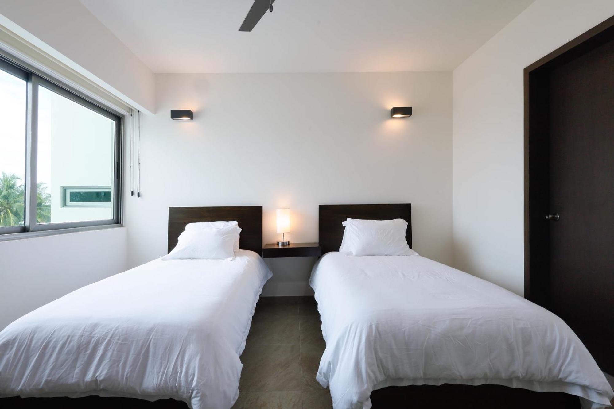 La Poza Suites Isla Mujeres Exteriör bild
