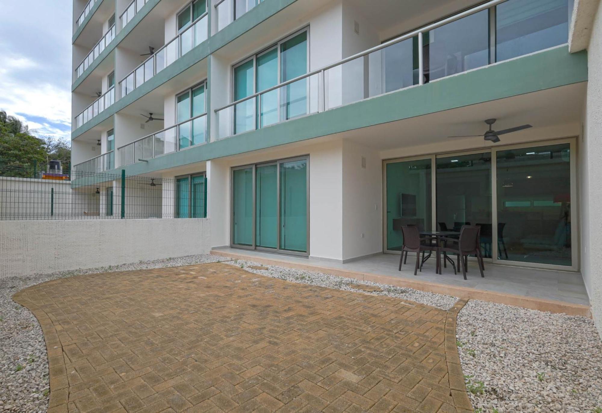 La Poza Suites Isla Mujeres Exteriör bild